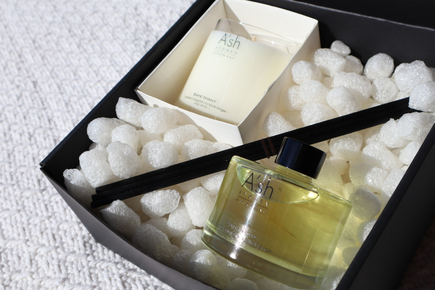 DATE NIGHT - DYNAMIC DUO