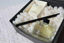 Load image into Gallery viewer, UNDER THE EIFFEL - DYNAMIC DUO
